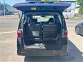 2013 Toyota Alphard G