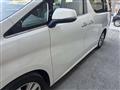 2016 Toyota Alphard G