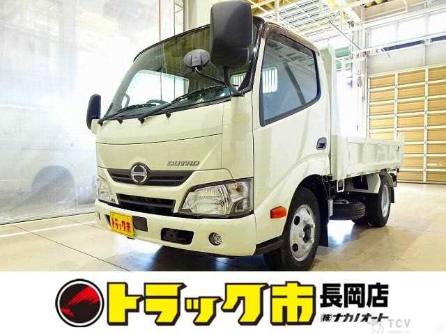 2017 Hino Dutro