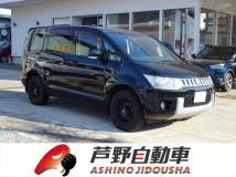 2012 Mitsubishi Delica D5