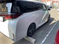 2023 Toyota Vellfire