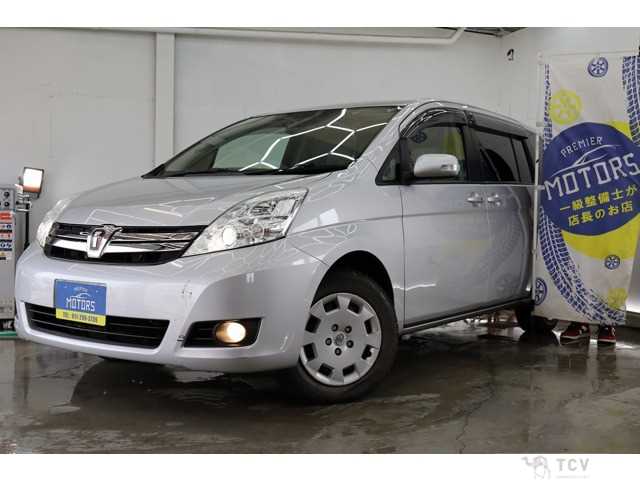 2011 Toyota Isis