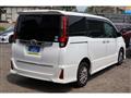 2014 Toyota Noah