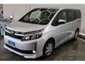 2016 Toyota Voxy