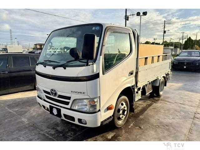 2015 Toyota Toyoace