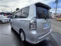 2010 Toyota Voxy