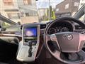 2011 Toyota Vellfire