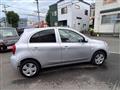 2017 Nissan March