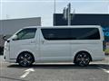 2015 Toyota Hiace Van