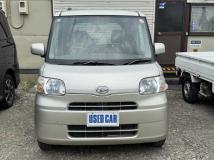 2012 Daihatsu Tanto