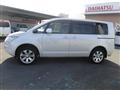 2013 Mitsubishi Delica D5