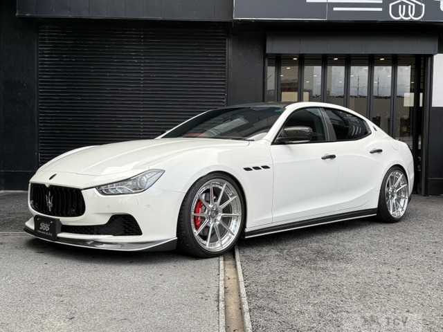 2015 Maserati Ghibli