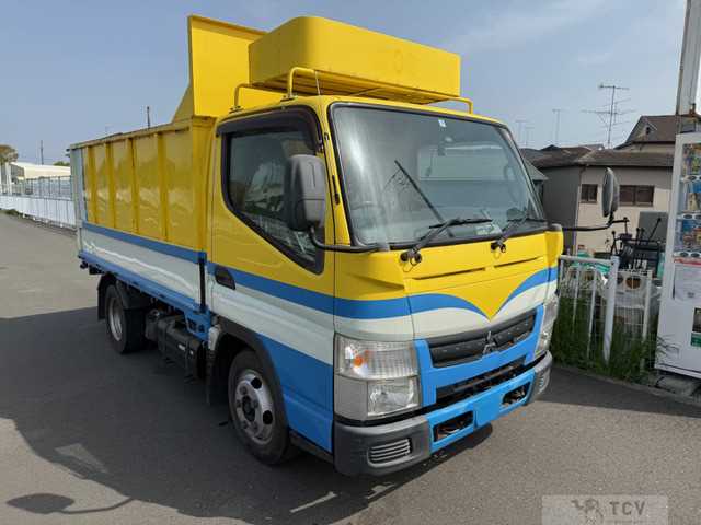 2014 Mitsubishi Canter