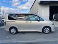2011 Toyota Voxy