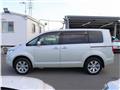 2016 Mitsubishi Delica D5