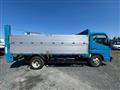 2011 Mitsubishi Canter