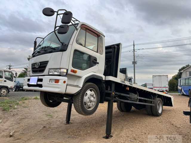 2006 Nissan Condor
