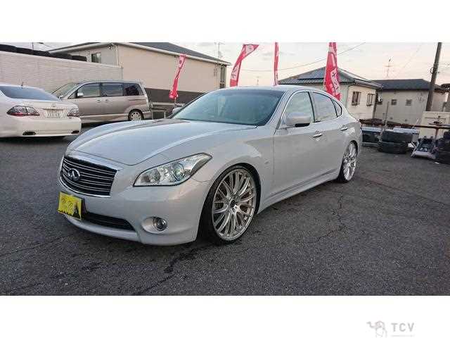 2011 Nissan Fuga