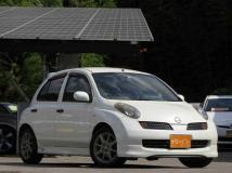 2004 Nissan March