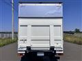 2013 Mitsubishi Canter