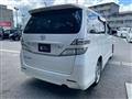 2010 Toyota Vellfire