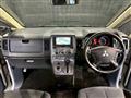 2007 Mitsubishi Delica D5