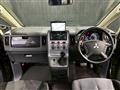 2011 Mitsubishi Delica D5