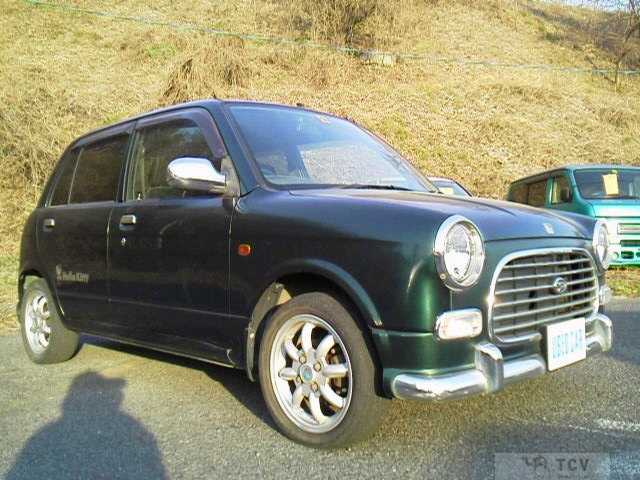 2002 Daihatsu Miragino