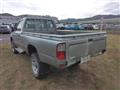 2004 Toyota Hilux