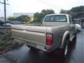 2004 Toyota Hilux