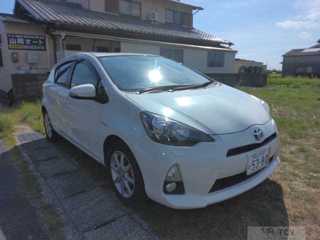 2012 Toyota AQUA