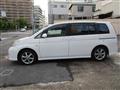 2005 Toyota Isis
