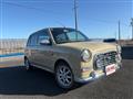 2002 Daihatsu Miragino