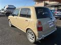 2002 Daihatsu Miragino