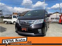 2013 Nissan Serena