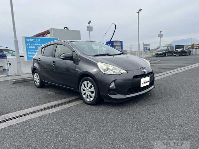 2012 Toyota AQUA