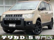 2012 Mitsubishi Delica D5