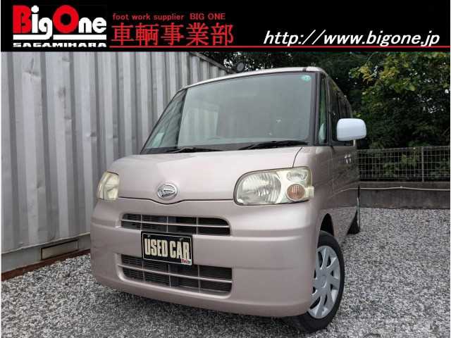 2011 Daihatsu Tanto
