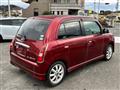 2005 Daihatsu Miragino