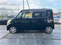 2011 Nissan ROOX