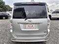 2011 Toyota Voxy