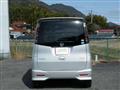 2011 Nissan ROOX