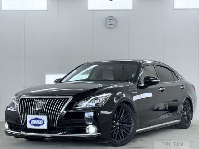 2015 Toyota Crown Majesta