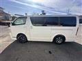 2010 Toyota Hiace Van