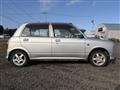 2000 Daihatsu Miragino