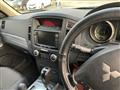 2013 Mitsubishi Pajero