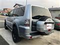 2013 Mitsubishi Pajero