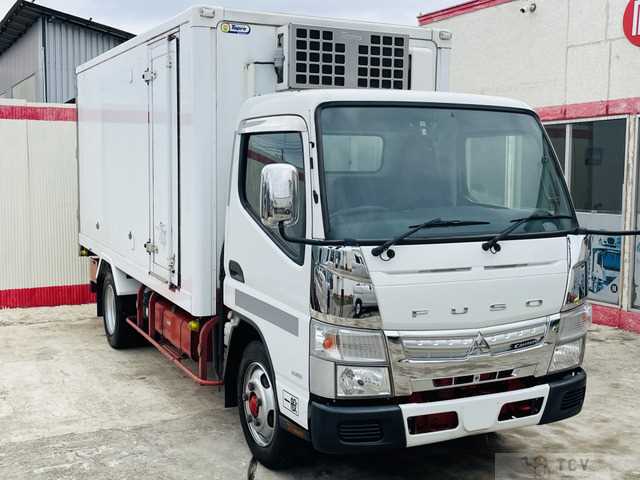 2015 Mitsubishi Canter
