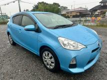 2013 Toyota AQUA