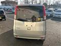 2011 Nissan ROOX